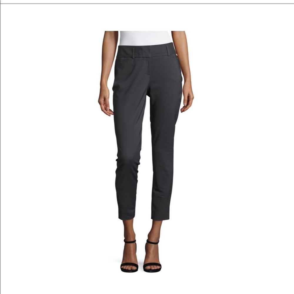 Pleated dress pants